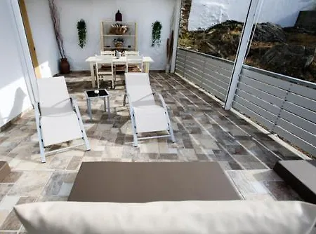 Himarros House *