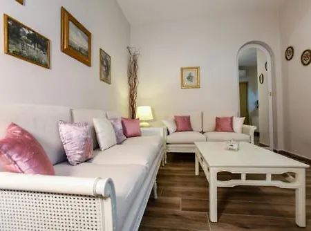Apartment Himarros House Tsikalario