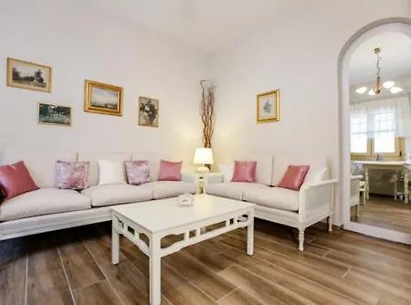 Himarros House Apartment *