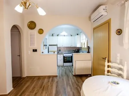 Apartment Himarros House *